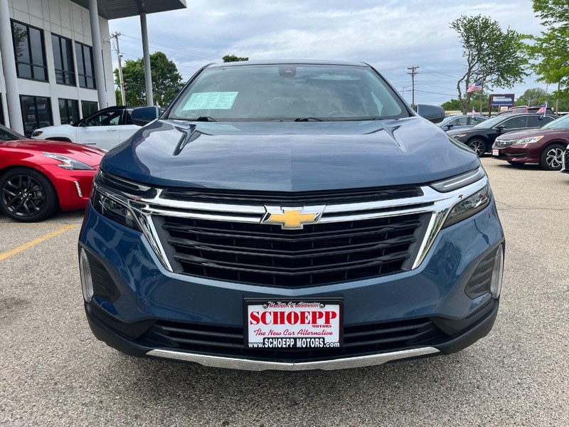 Chevrolet Equinox Vehicle Image 02