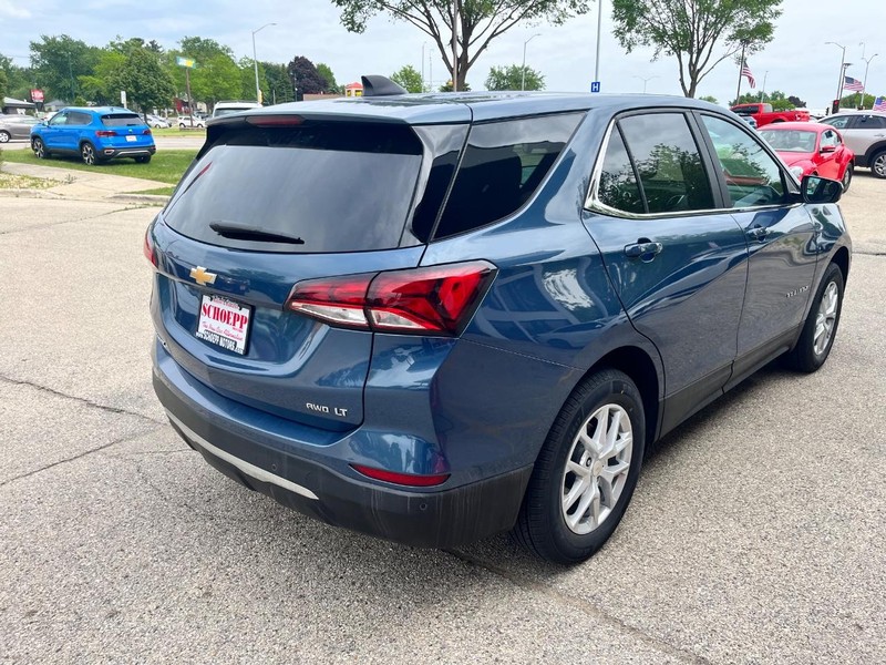 Chevrolet Equinox Vehicle Image 05