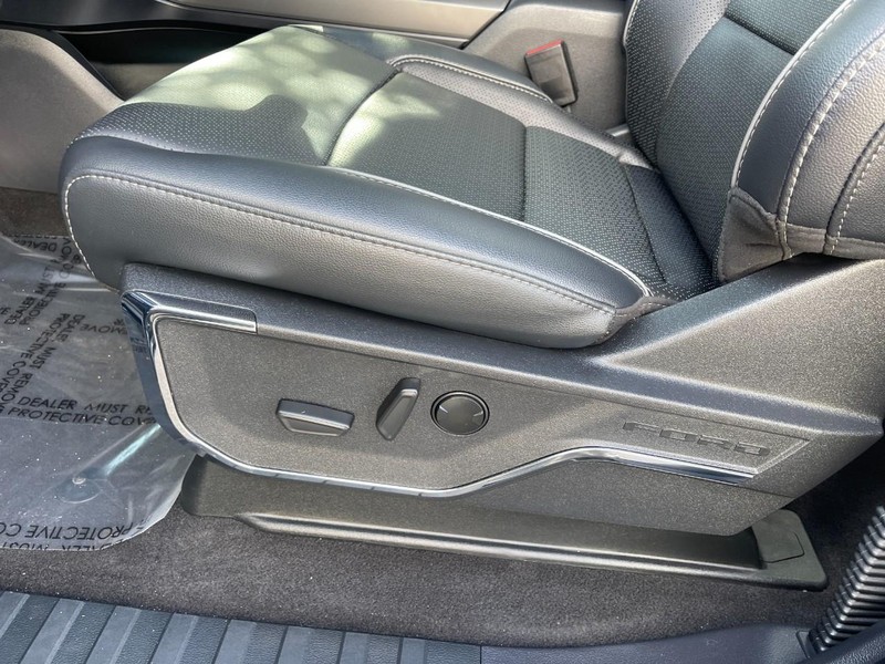 Ford F-150 Vehicle Image 22