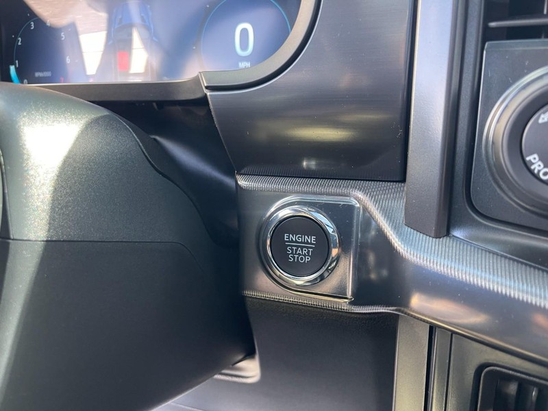 Ford F-150 Vehicle Image 33