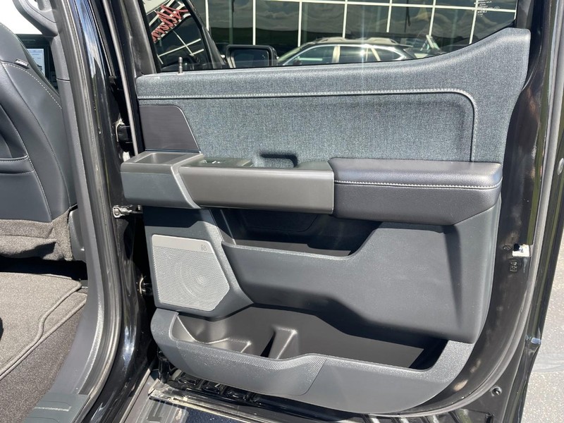 Ford F-150 Vehicle Image 16