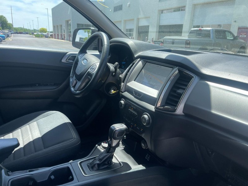 Ford Ranger Vehicle Image 02
