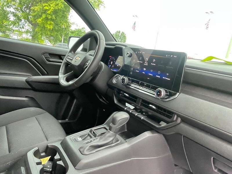 Chevrolet Colorado Vehicle Image 06