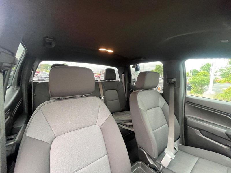 Chevrolet Colorado Vehicle Image 09