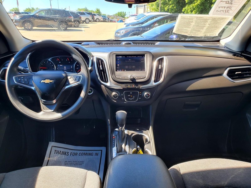 Chevrolet Equinox Vehicle Image 08