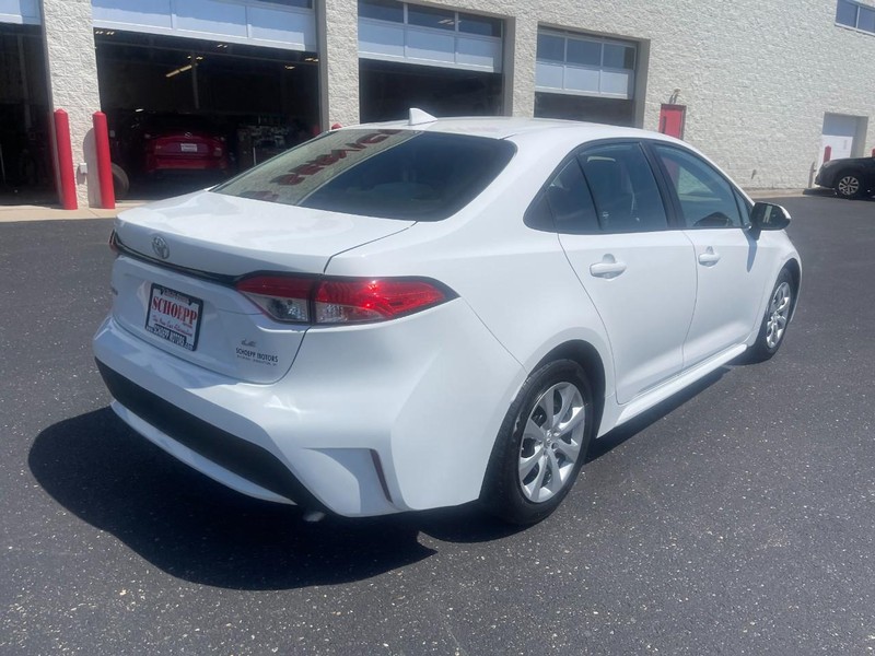 Toyota Corolla Vehicle Image 03