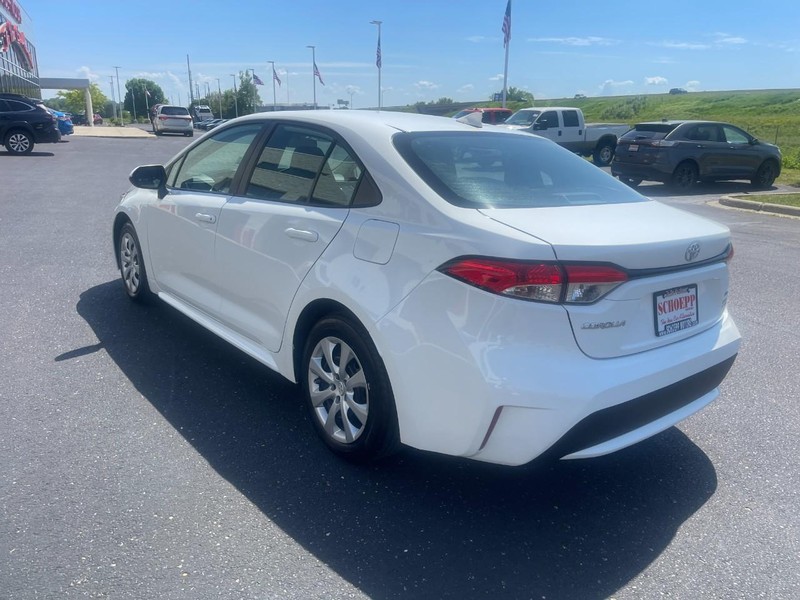 Toyota Corolla Vehicle Image 04