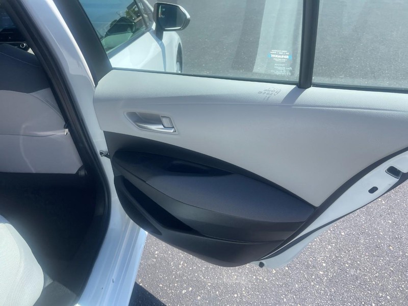 Toyota Corolla Vehicle Image 10