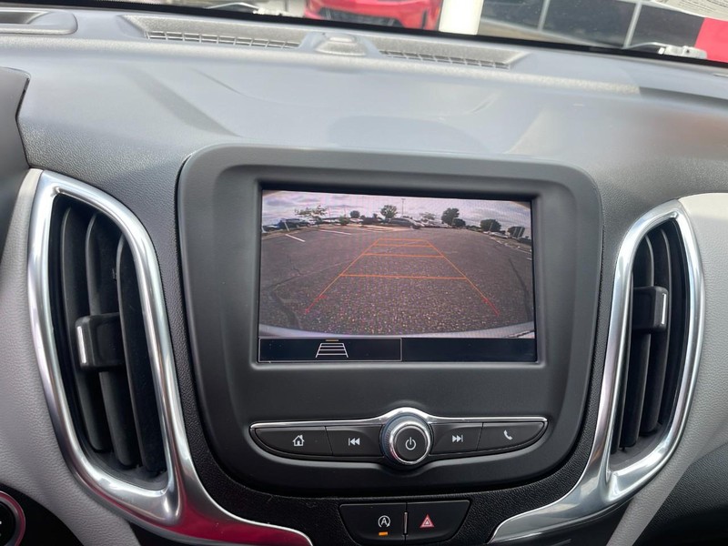 Chevrolet Equinox Vehicle Image 26