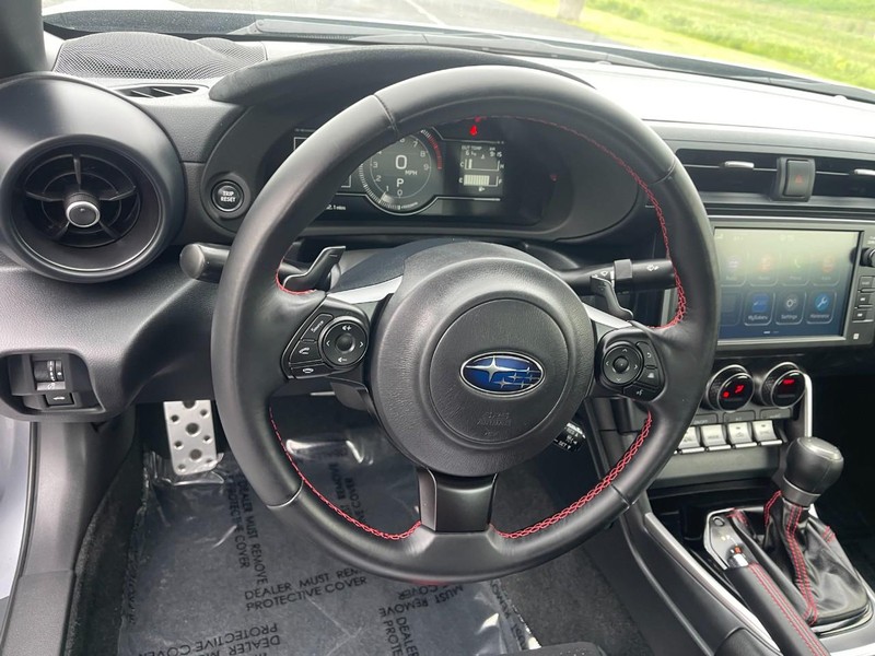 Subaru BRZ Vehicle Image 14