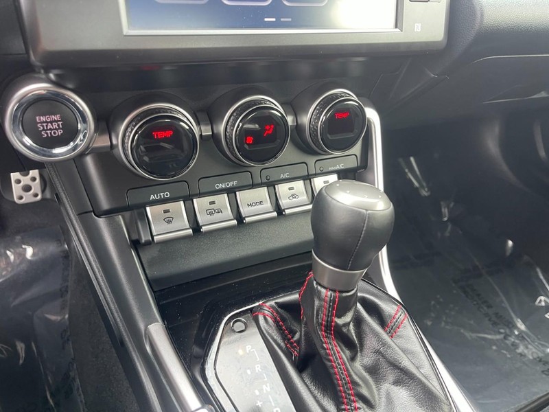 Subaru BRZ Vehicle Image 24