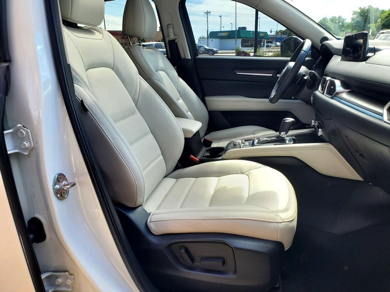 Mazda CX-5 Vehicle Image 12