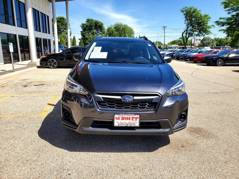 Subaru Crosstrek Vehicle Image 02