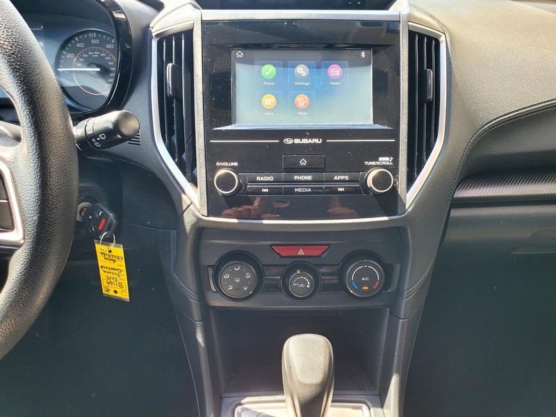 Subaru Crosstrek Vehicle Image 10