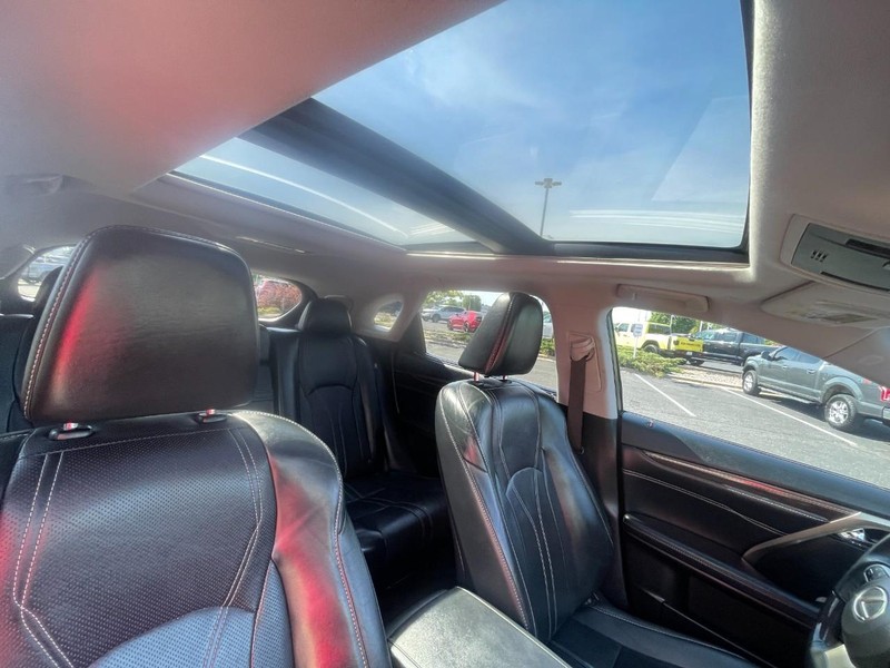 Lexus RX Vehicle Image 12