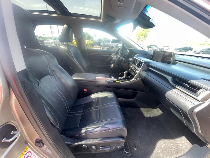 Lexus RX Vehicle Image 13