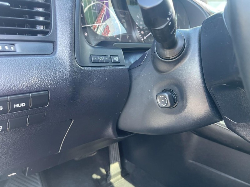 Lexus RX Vehicle Image 27