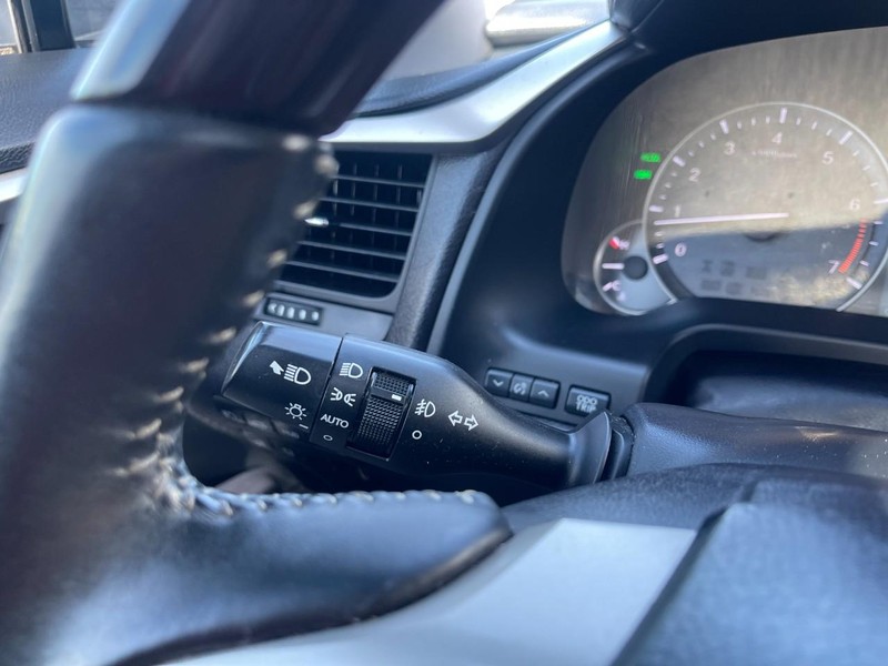 Lexus RX Vehicle Image 31