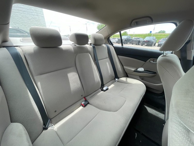 Honda Civic Sedan Vehicle Image 04