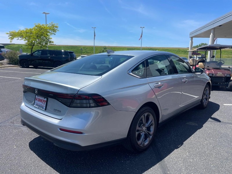 Honda Accord Sedan Vehicle Image 03