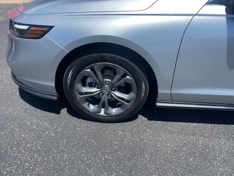 Honda Accord Sedan Vehicle Image 06
