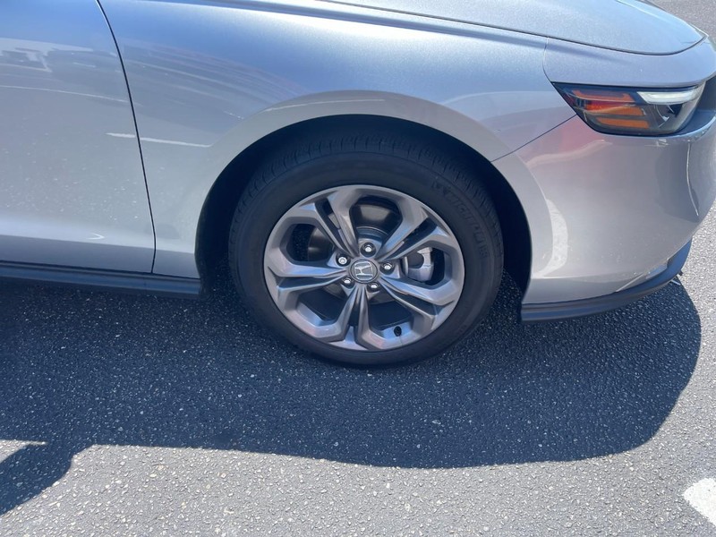 Honda Accord Sedan Vehicle Image 07