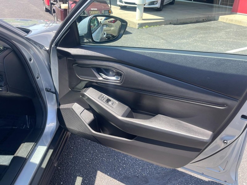 Honda Accord Sedan Vehicle Image 12