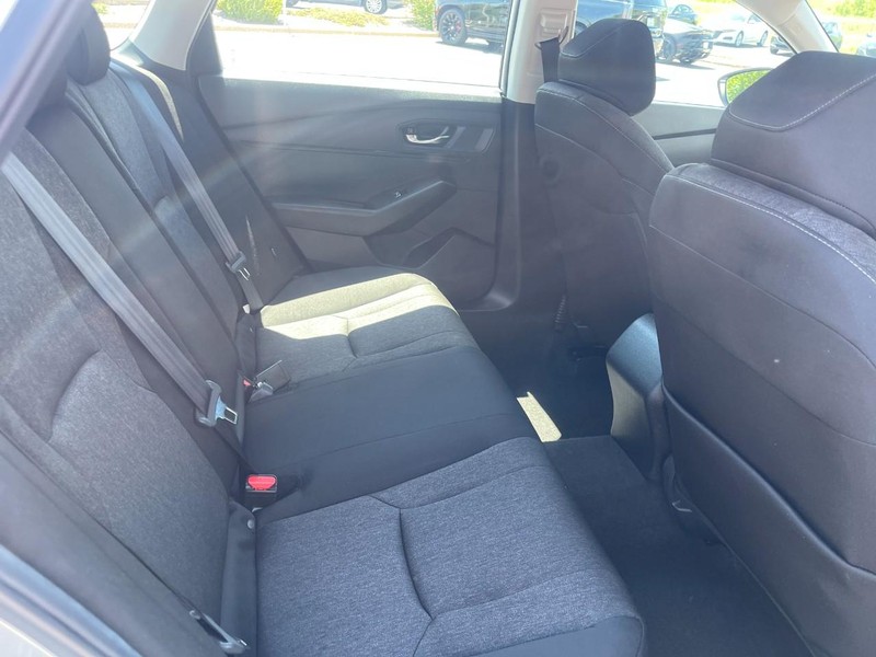 Honda Accord Sedan Vehicle Image 13