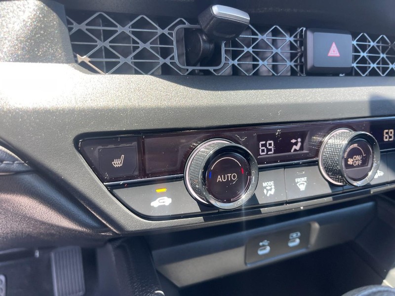 Honda Accord Sedan Vehicle Image 29