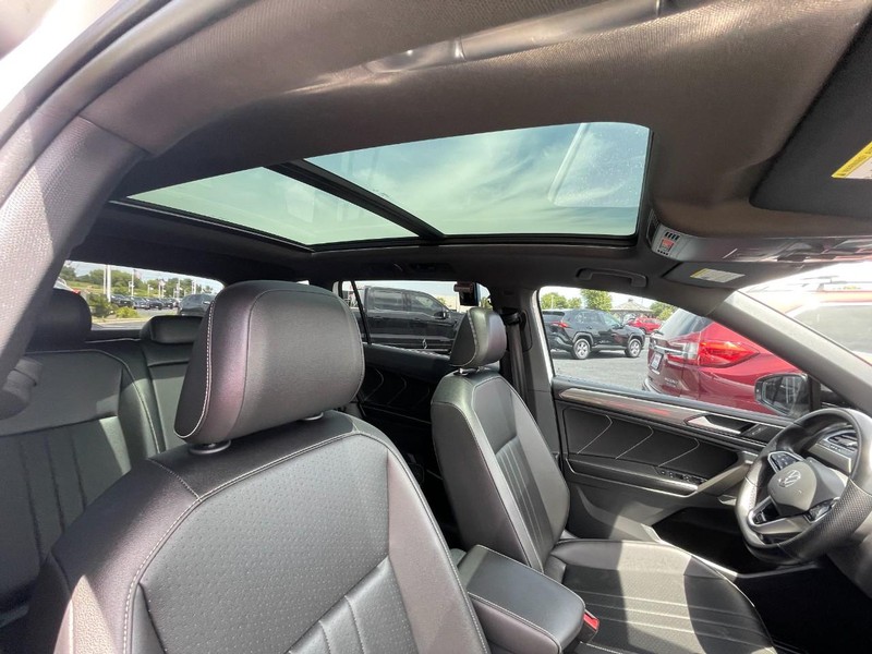 Volkswagen Tiguan Vehicle Image 10
