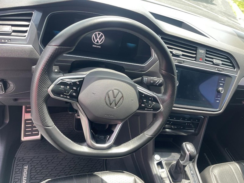 Volkswagen Tiguan Vehicle Image 23