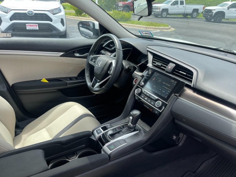 Honda Civic Sedan Vehicle Image 06