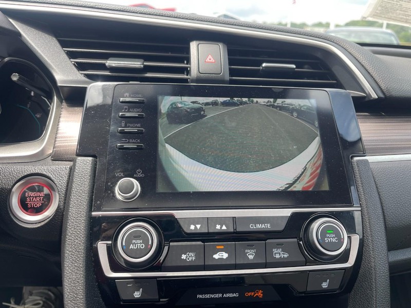Honda Civic Sedan Vehicle Image 25
