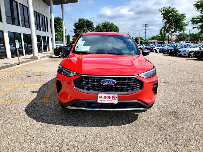 Ford Escape Vehicle Image 02