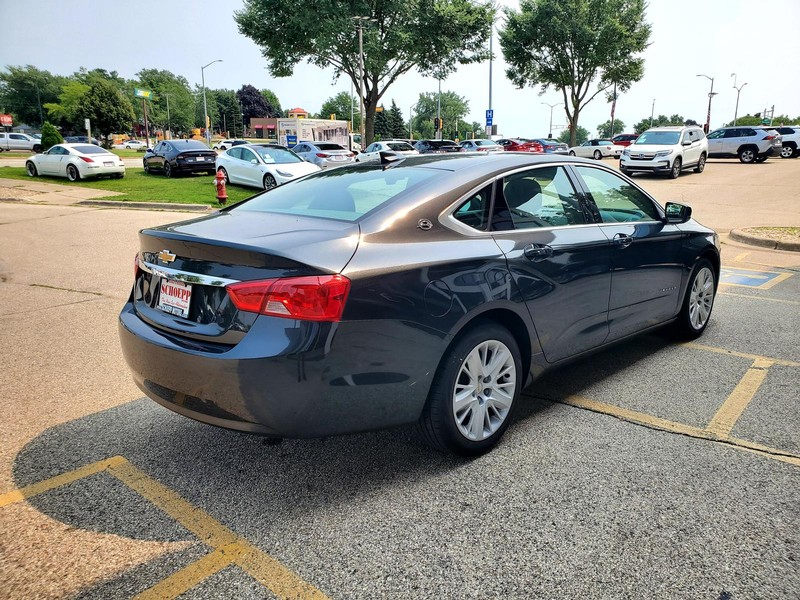 Chevrolet Impala Vehicle Image 06