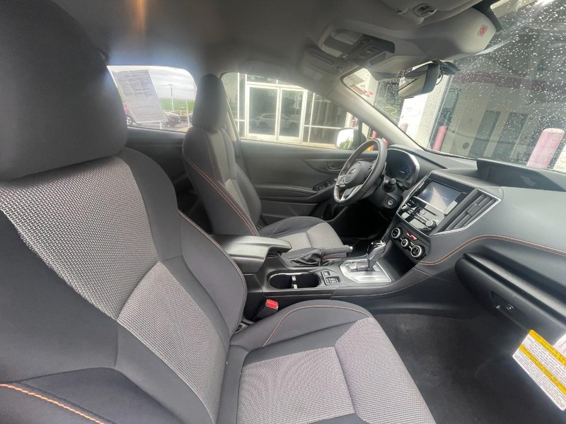 Subaru Crosstrek Vehicle Image 03