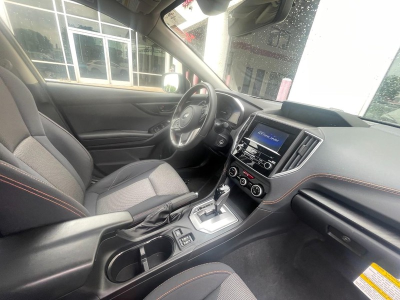 Subaru Crosstrek Vehicle Image 05