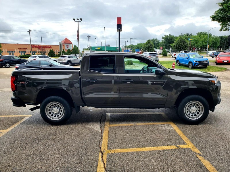 Chevrolet Colorado Vehicle Image 04