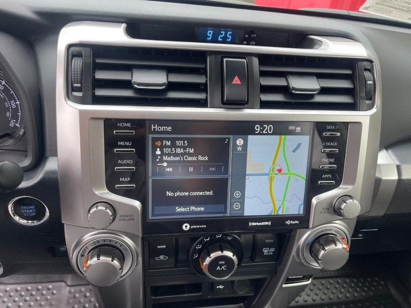 Toyota 4Runner Vehicle Image 30