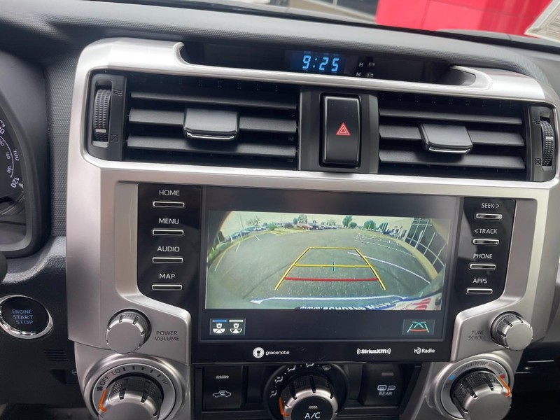 Toyota 4Runner Vehicle Image 31