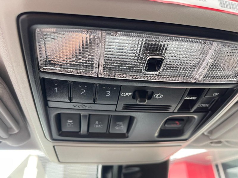 Toyota 4Runner Vehicle Image 34
