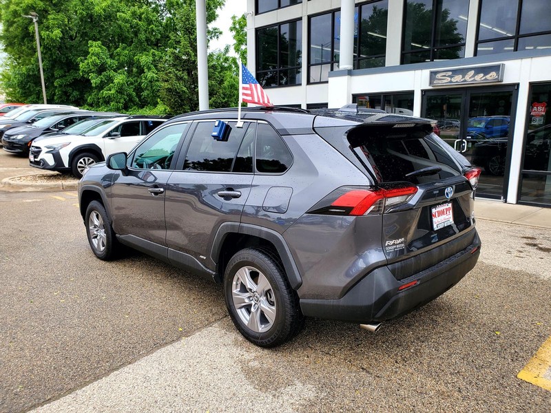 Toyota RAV4 Vehicle Image 07