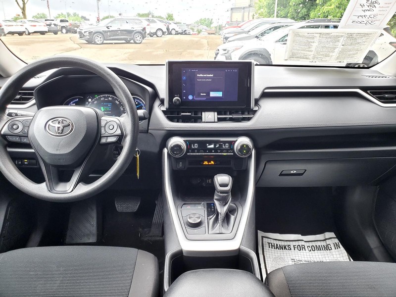 Toyota RAV4 Vehicle Image 08