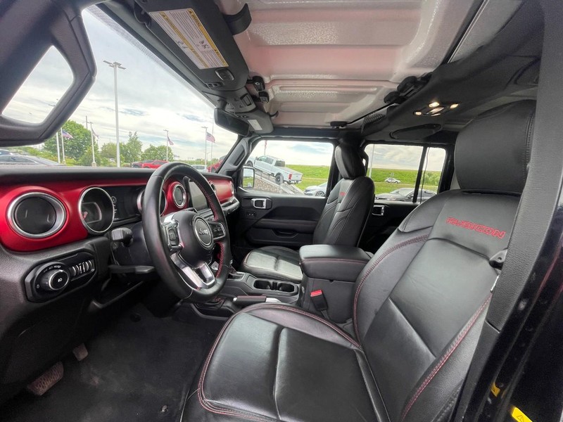 Jeep Wrangler Vehicle Image 03