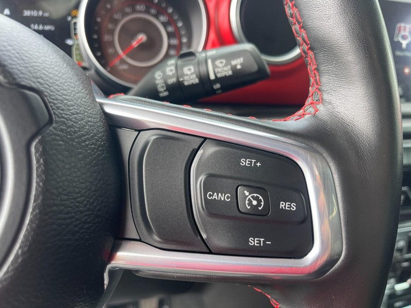 Jeep Wrangler Vehicle Image 20