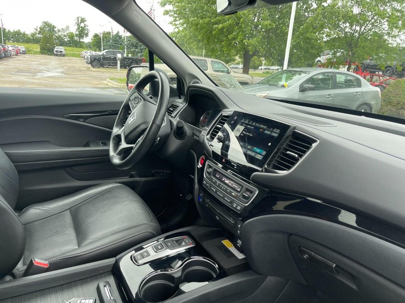 Honda Pilot Vehicle Image 02
