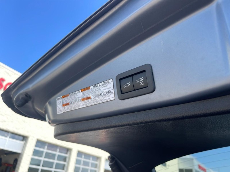 Toyota Corolla Cross Vehicle Image 18