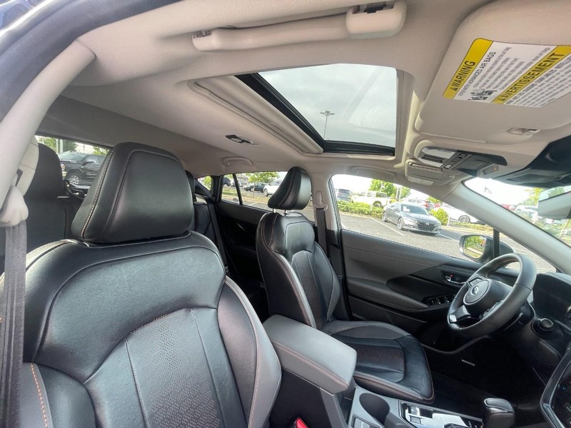 Subaru Crosstrek Vehicle Image 11