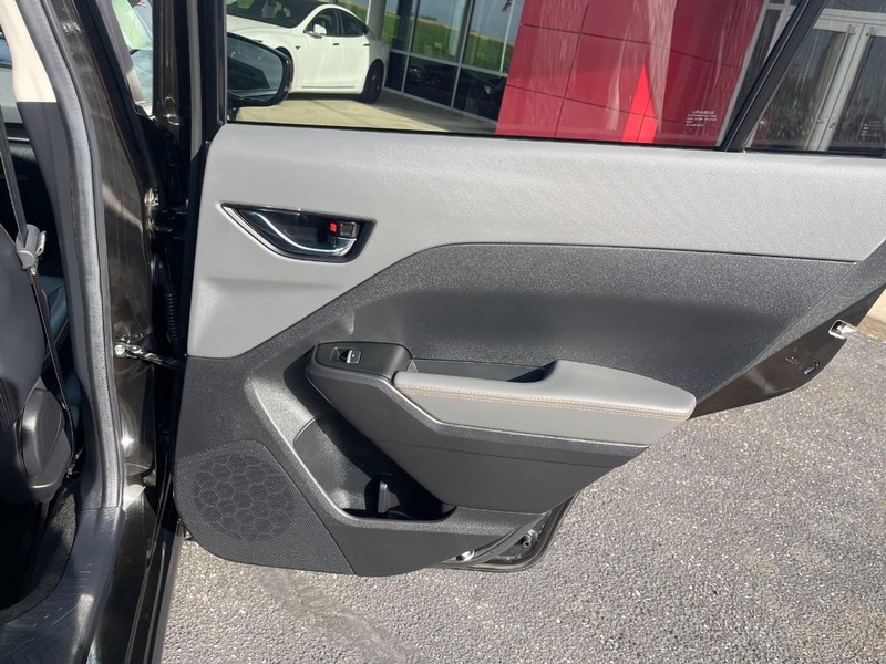Subaru Crosstrek Vehicle Image 16