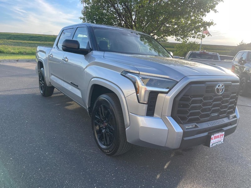 Toyota Tundra 2WD Vehicle Image 02